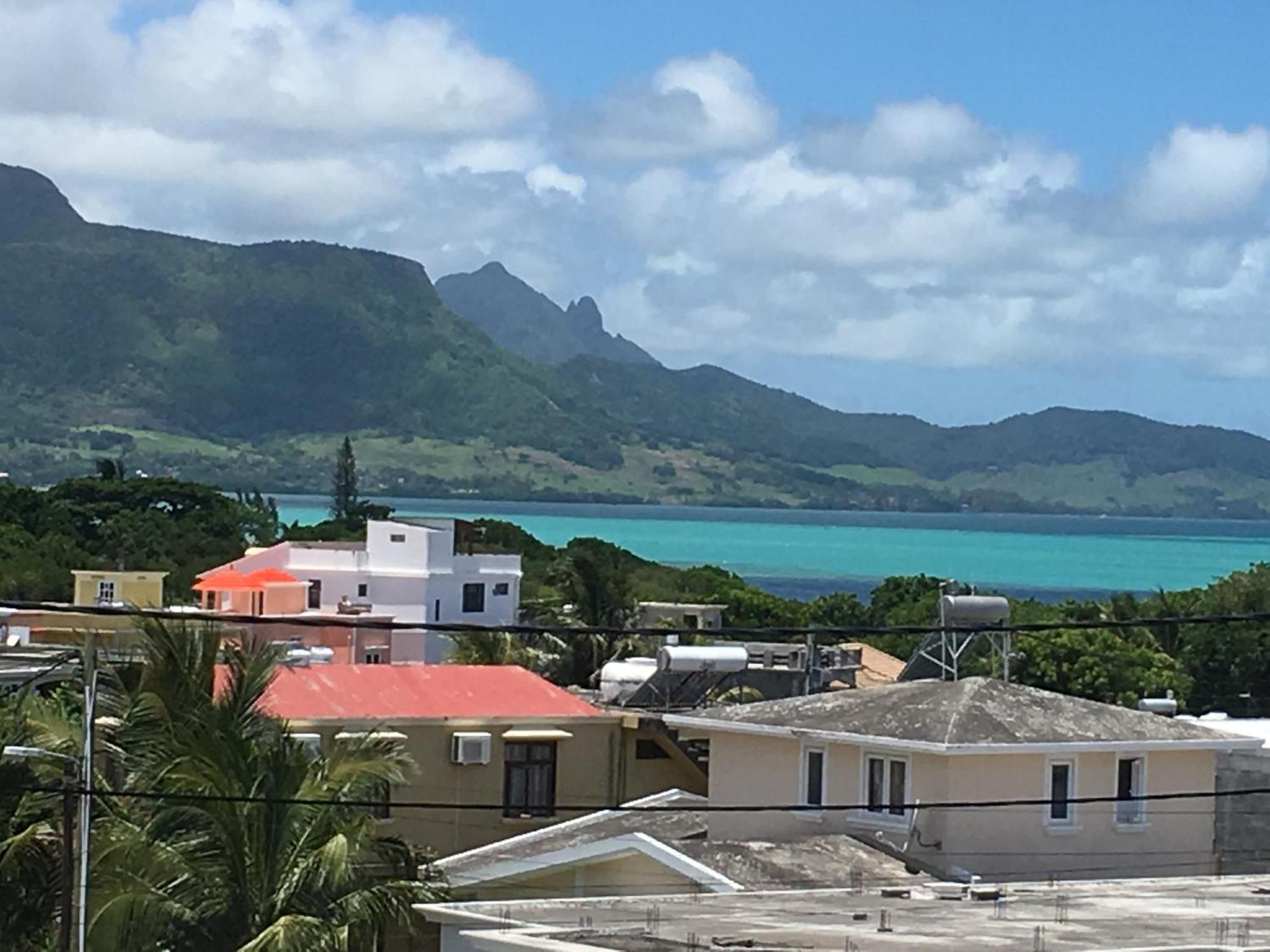 Mahebourg Seaview Apartment Exterior photo